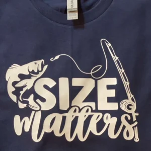 A t-shirt with the words " size matters ".